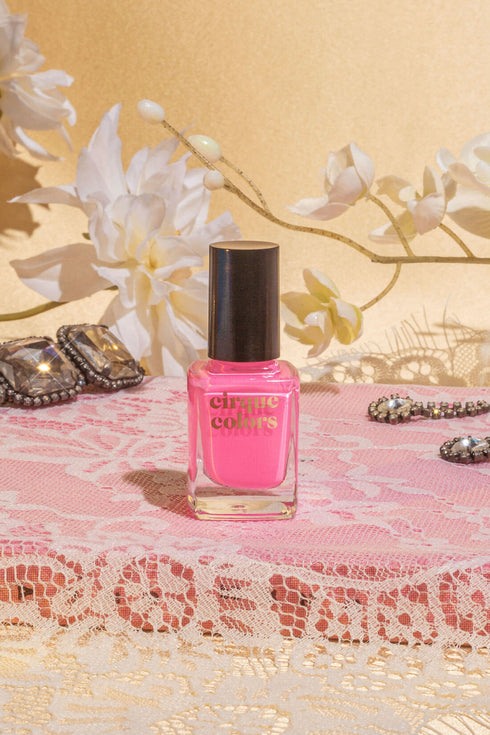 VALLEY OF THE DOLLS NAGELLAK